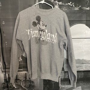 Classic Disneyland crew neck